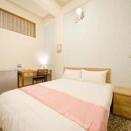 Freedom B&B Tainan Rum bild