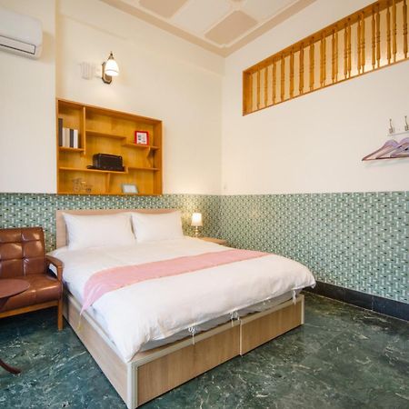 Freedom B&B Tainan Rum bild